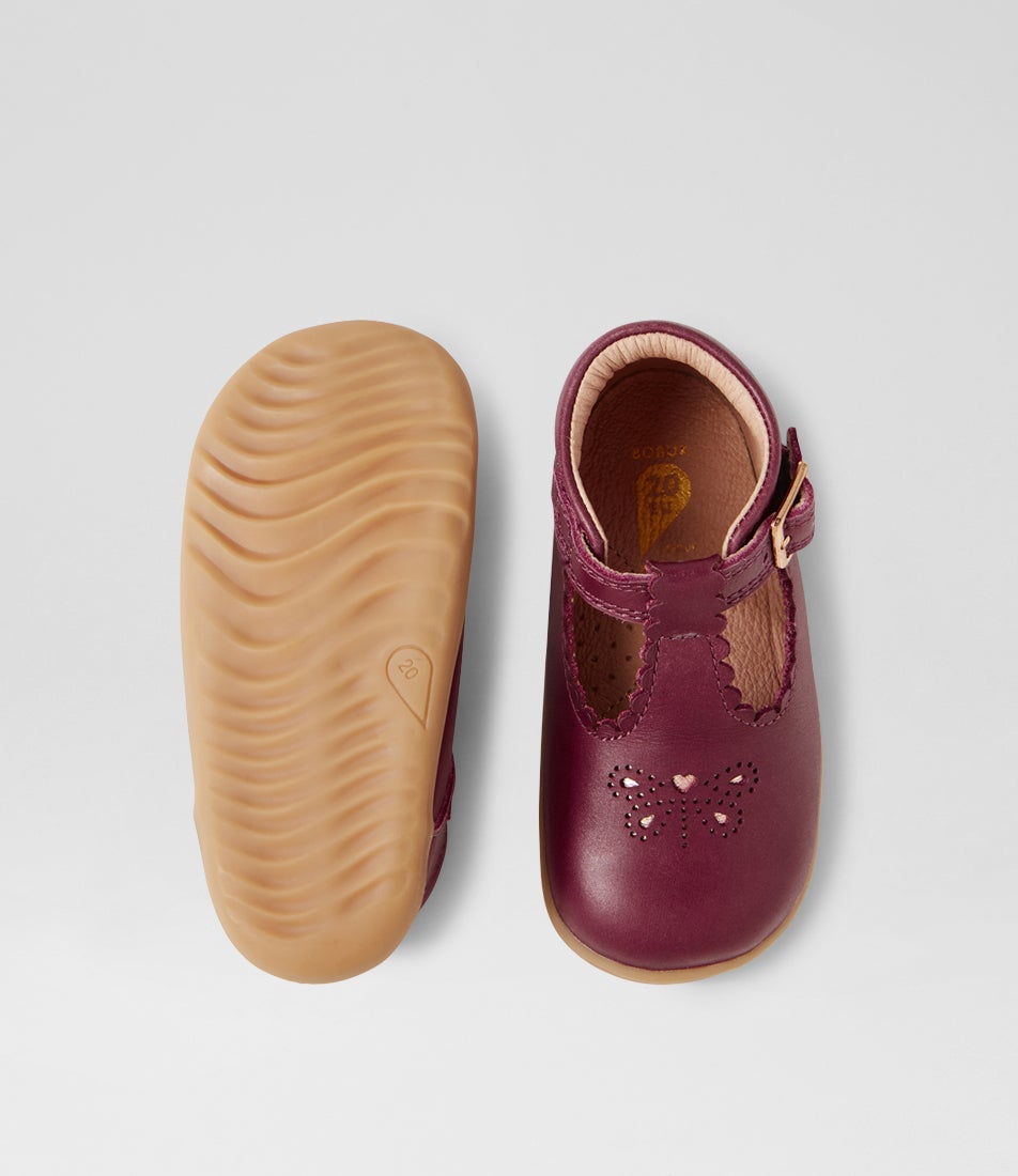 Bobux Su Poppy Fig Leather Flat Shoes