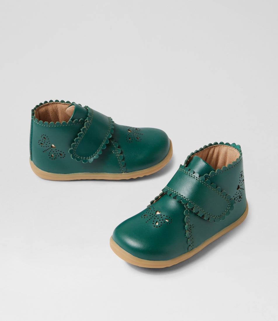 bobux Su Willow Bayberry Leather Ankle Boots