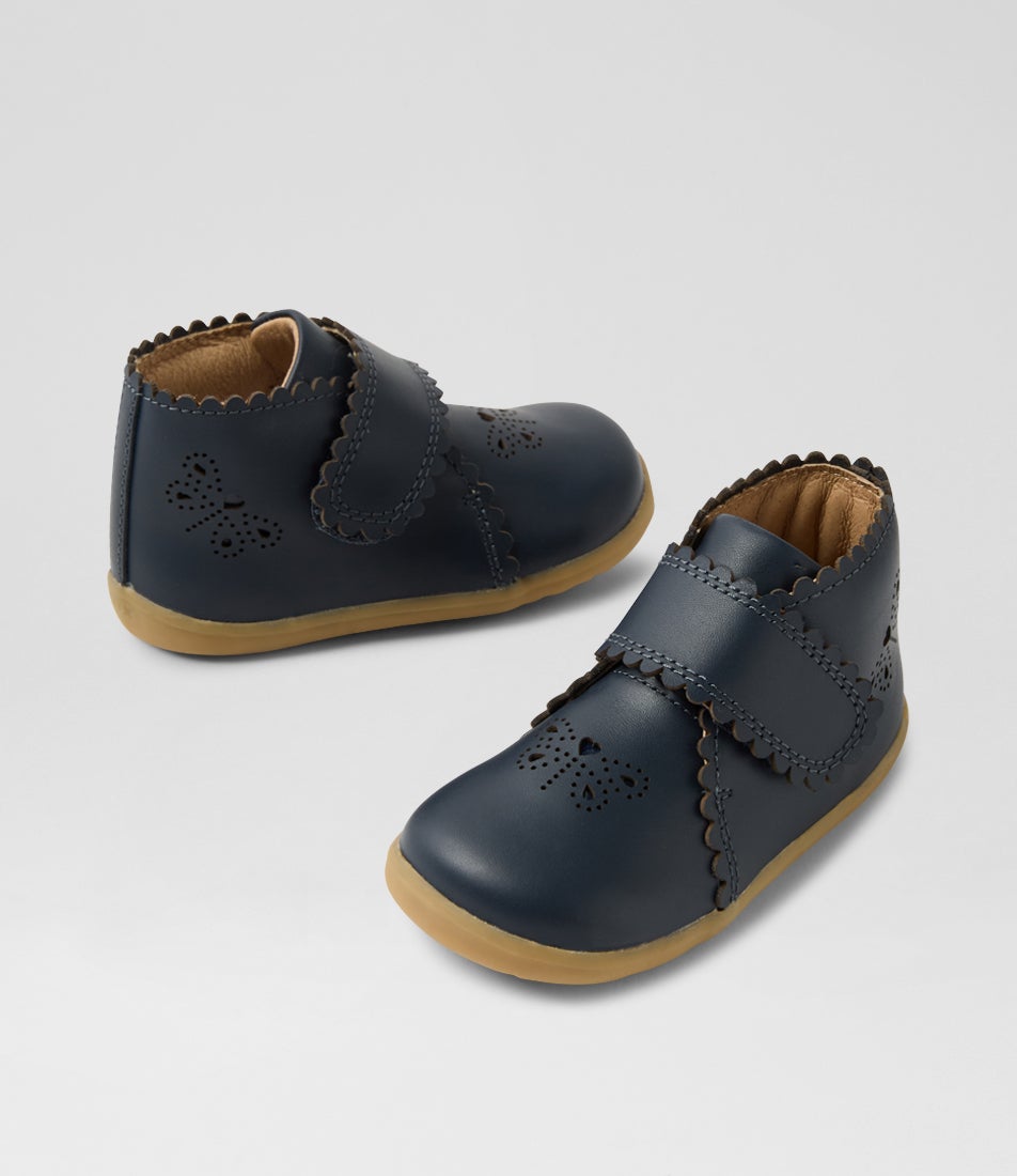 bobux Su Willow Navy Leather Ankle Boots