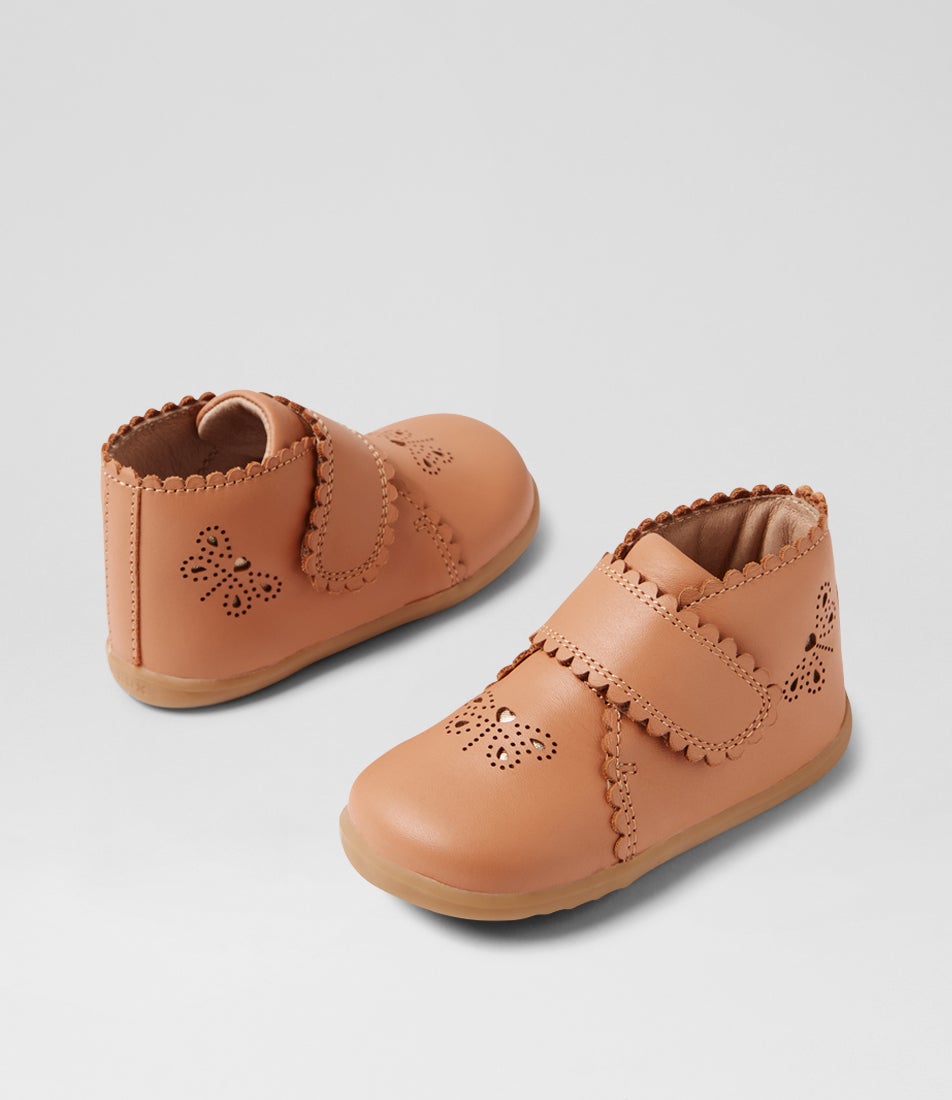 bobux Su Willow Sandstorm Leather Ankle Boots