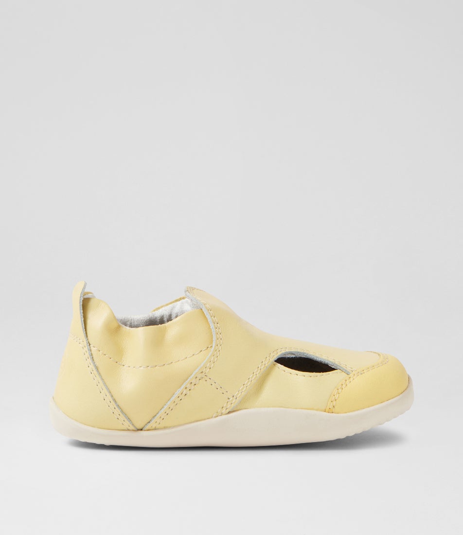 Bobux Xp Breeze Pale Banana Leather Flat Shoes