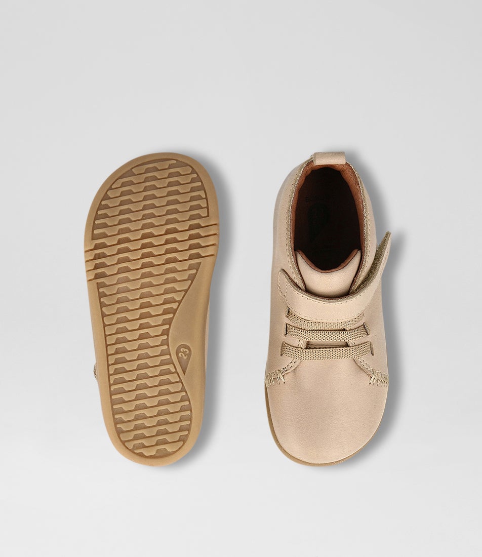 bobux Iw Voyager Toddler Oat Milk Leather Ankle Boots