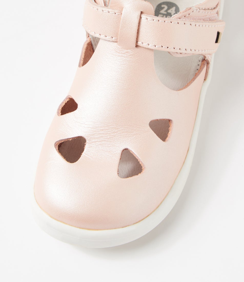 Bobux Iw Zap 2 Toddler Seashell Shimmer Leather Sandals