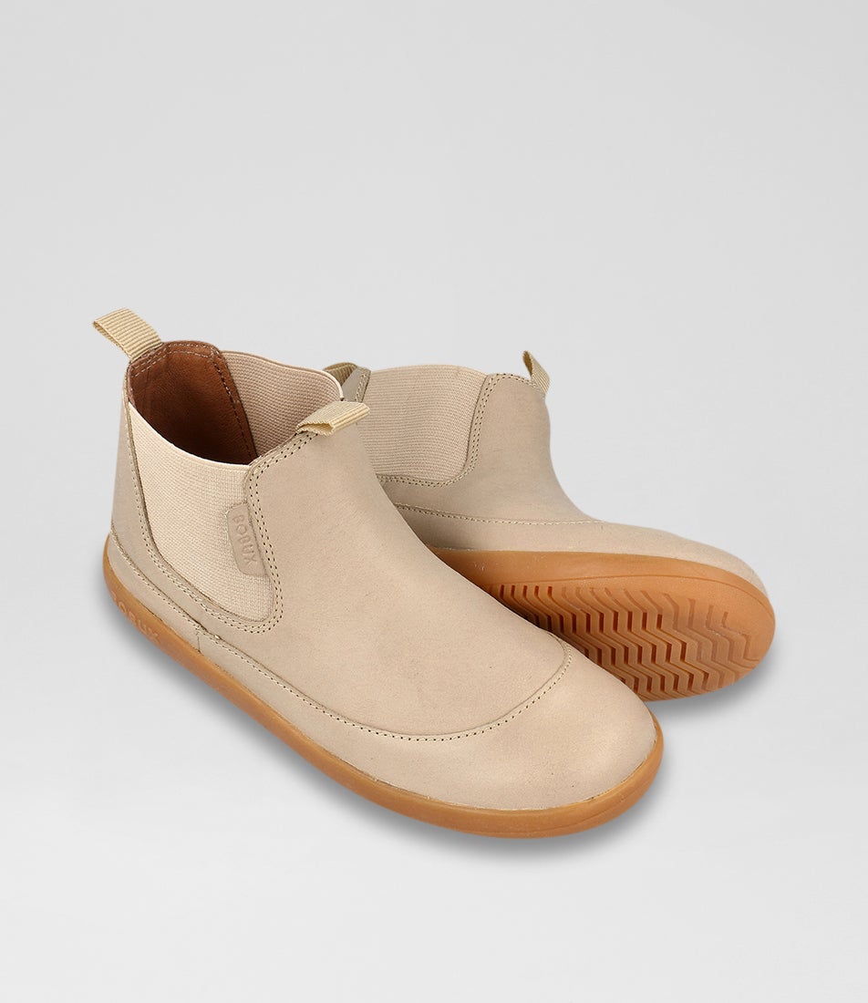 Bobux Kp Traveler Junior Oat Milk Leather Chelsea Boots