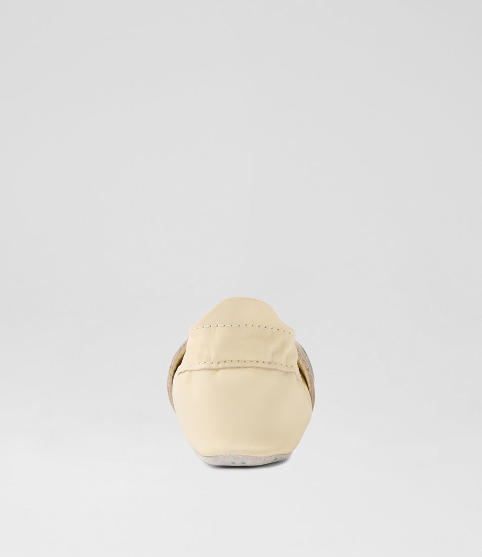 Bobux Ss Little Bow Pup Infant Vanilla Leather Flat Shoes