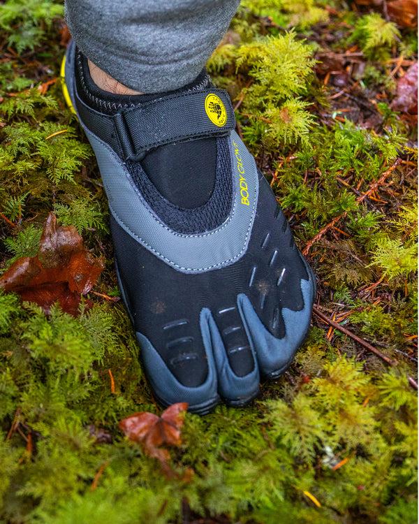 body glove Men's 3T Barefoot Max Water Shoes - Black/Yellow