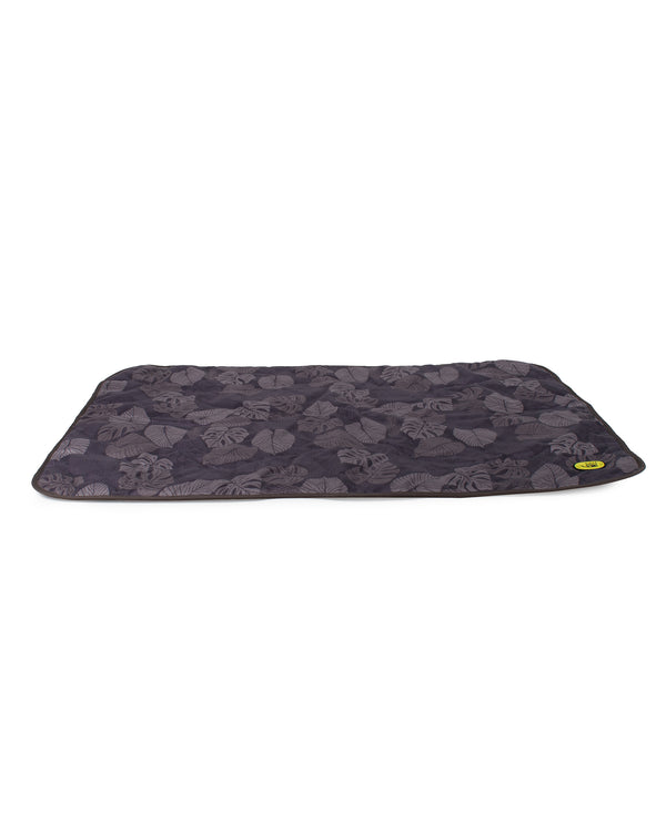 Body Glove Sun & Sand Waterproof Throw - Tropical Black