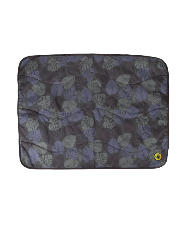 Body Glove Sun & Sand Waterproof Throw - Tropical Green