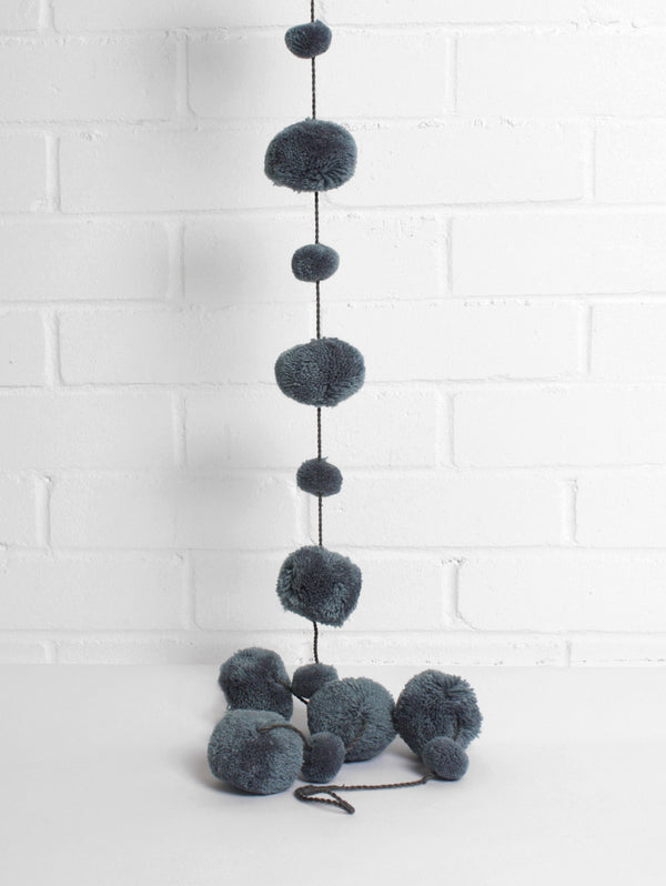 bohemia design Pom Pom Garland Grey