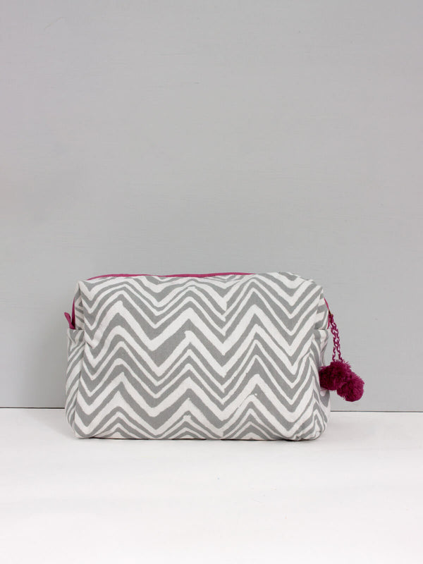bohemia design Zig Zag Washbag Grey