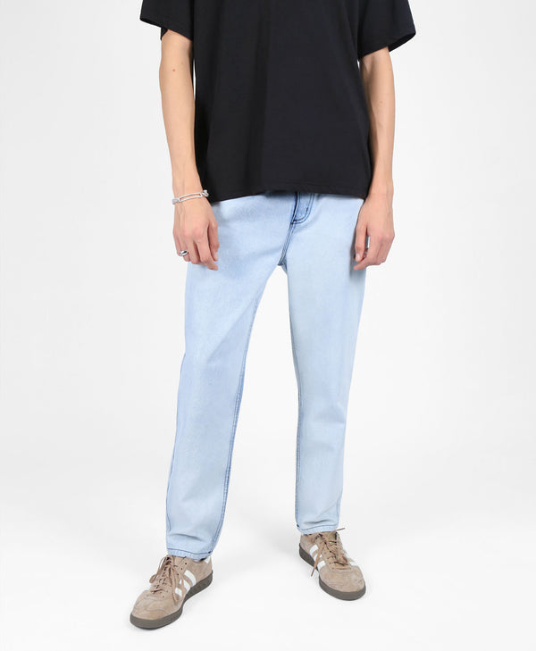 bolongaro trevor Relaxed Tapered Jeans in Light Blue