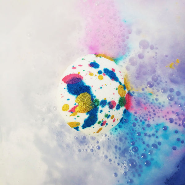 bomb cosmetics 5 Colours In Her Hair Bath Blaster