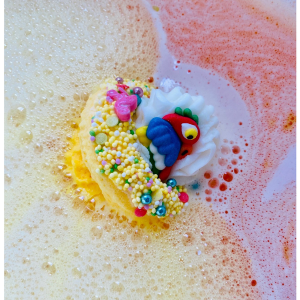 bomb cosmetics Free as a Bird Bath Blaster