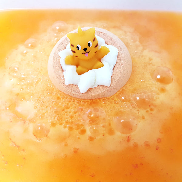 Bomb Cosmetics Meow For Now Bath Blaster