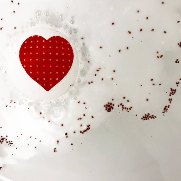 bomb cosmetics Summer of Love Bath Blaster