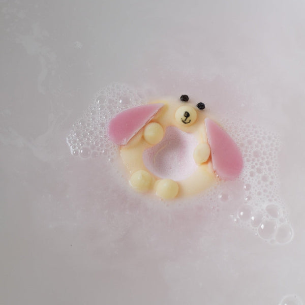 bomb cosmetics To Some Bunny Special Blaster