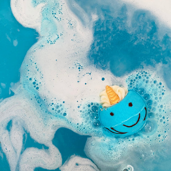 bomb cosmetics Whale Hello There Blaster