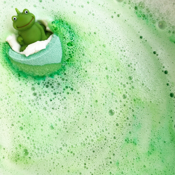 Bomb Cosmetics It's Not Easy Being Green Bath Blaster