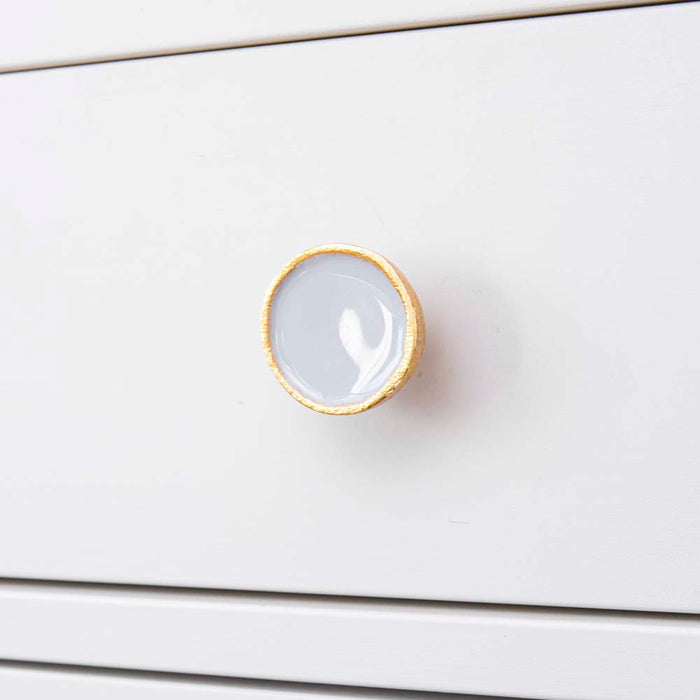 Bombay Duck Freya Round Enamel Knob