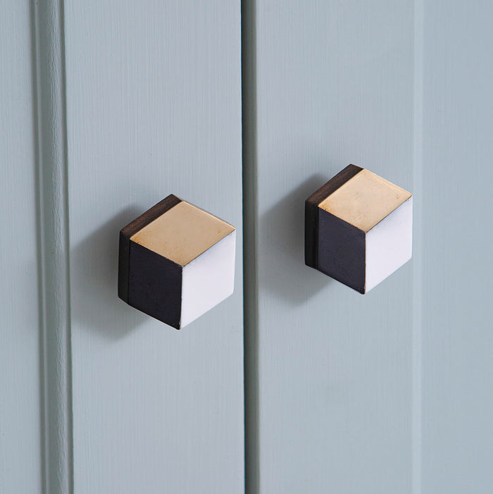 Bombay Duck Hexagonal Miley Knob