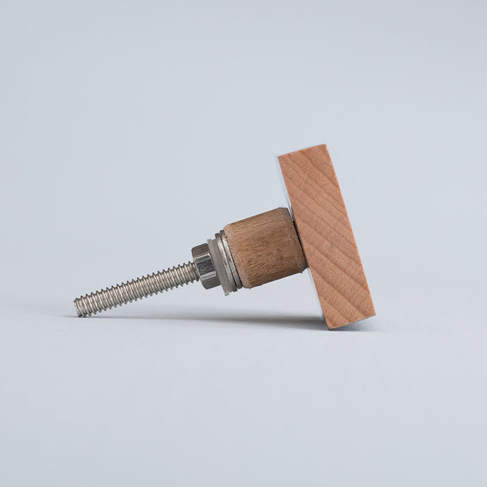 Bombay Duck Kites Knob Black/Wood