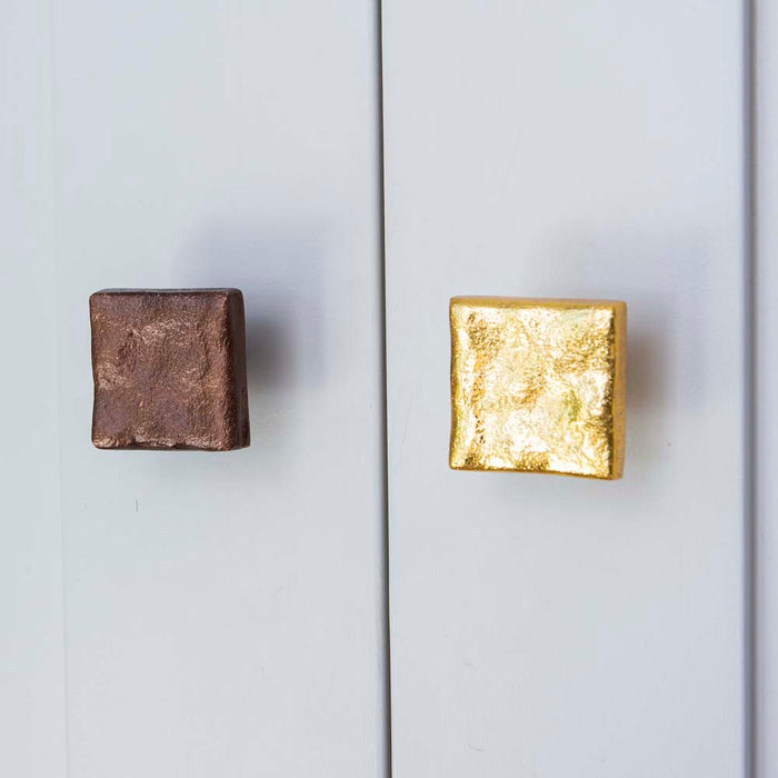 Bombay Duck Paris Wobbly Square Knob