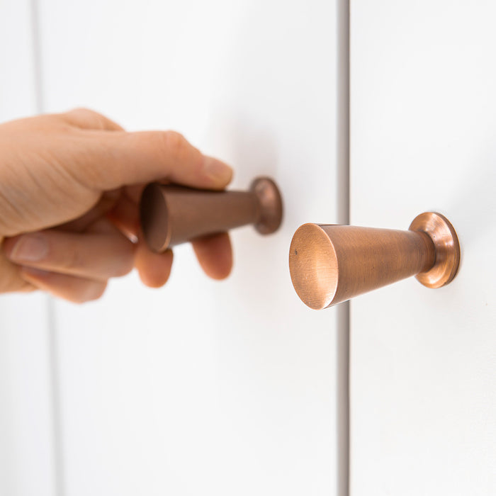 Bombay Duck Saffi Conical Knob