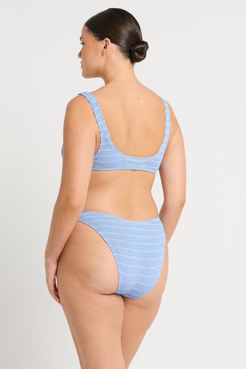 bond eye Scene Brief – bond-eye swim