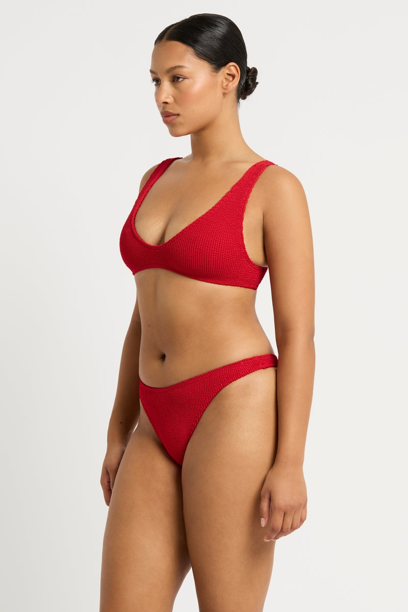 Bond Eye Scout Crop Eco In Baywatch Red