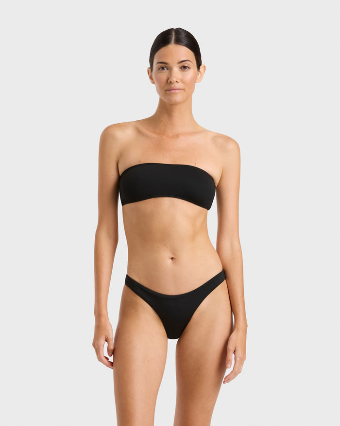 bondi born Bessie Bikini Top - Black (Singuleur®)