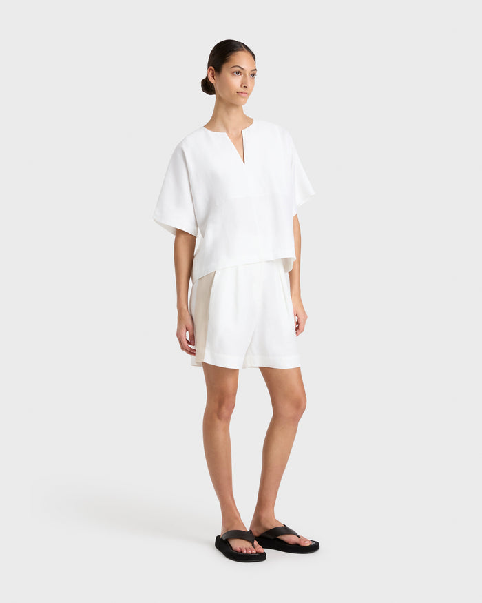 Bondi Born Delphi Universal Tee - White