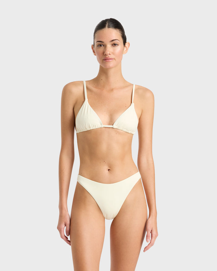 bondi born Lulu Bikini Top - Porcelain (Embodee™)