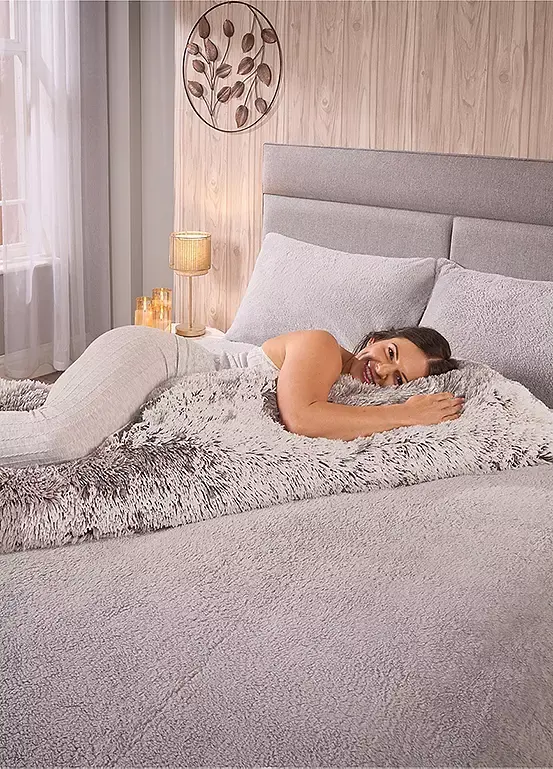 Bonprix Downland Long Haired Bolster Pillow