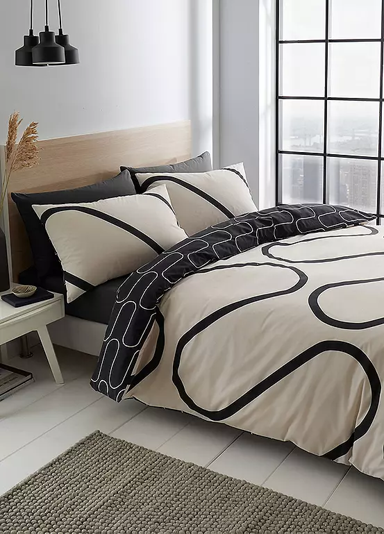 bonprix Catherine Lansfield Linear Curve Geometric Black Duvet Cover & Pillowcase Set