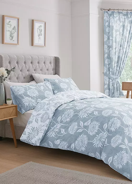 bonprix Dreams & Drapes Chrysanthemum Reversible Duvet Cover Set - Blue
