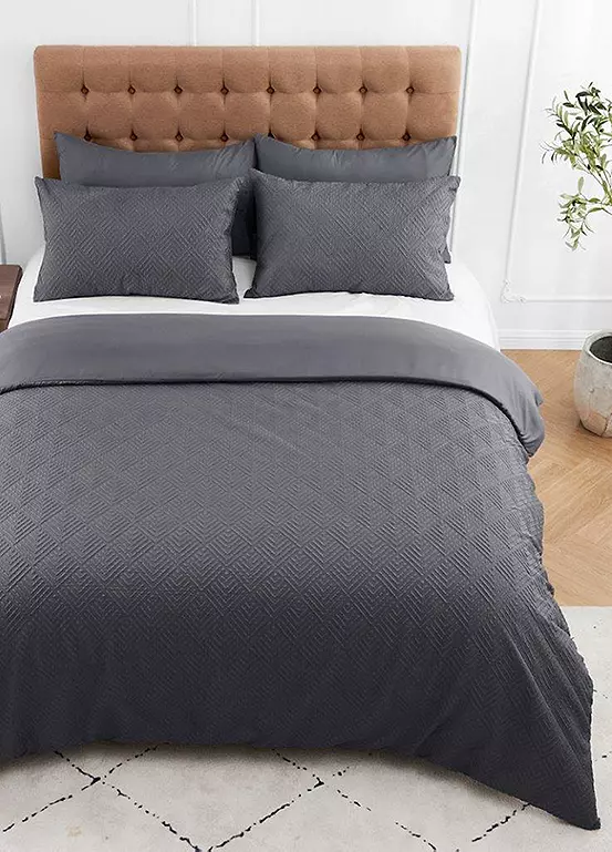Bonprix Gaveno Cavailia Truro Triangle Duvet Cover Set