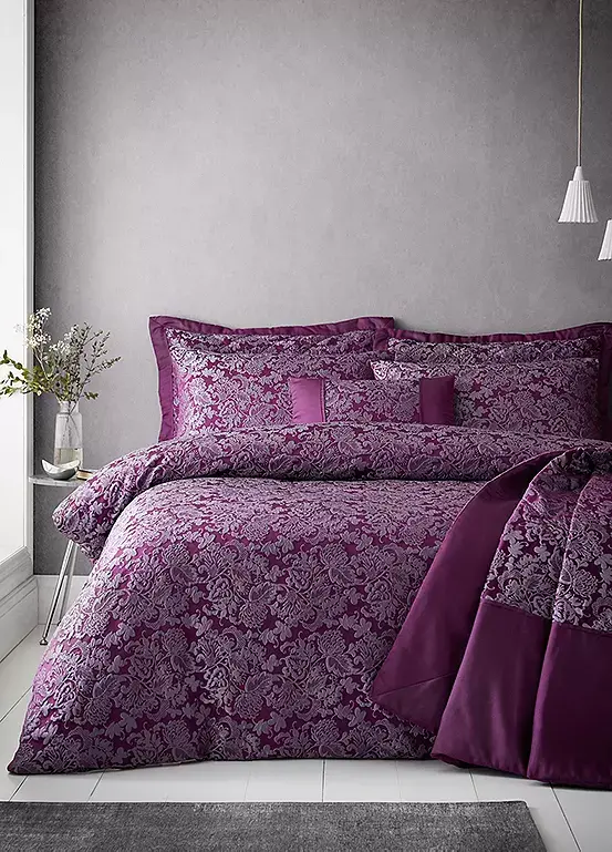 bonprix Portfolio Home Sandringham Plum Duvet Cover Set