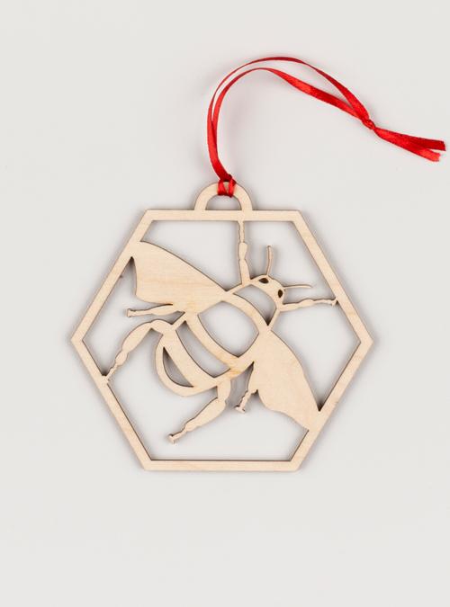 Boodle Bee Christmas Wreath