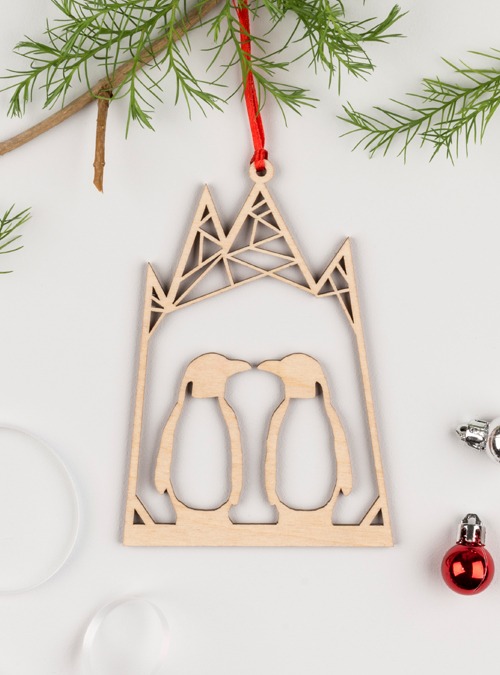 Boodle Penguin Christmas Wreath