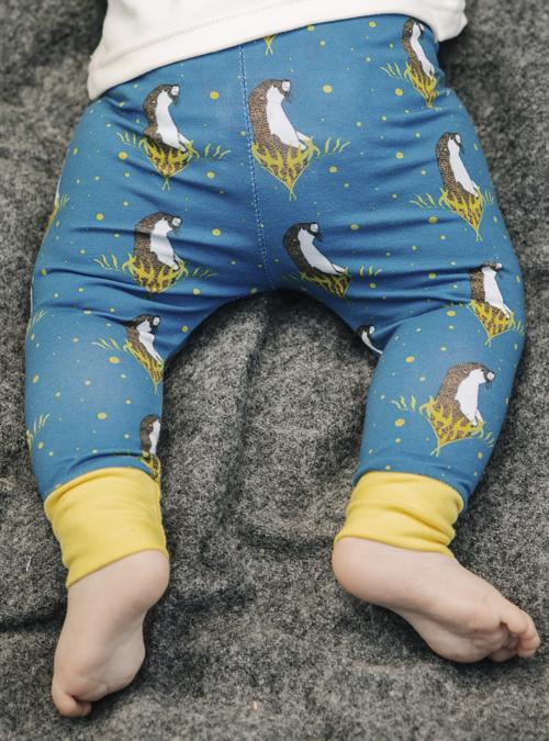 Boodle Otter Baby Outfit. Organic Otter Leggings And Baby T-shirt Set