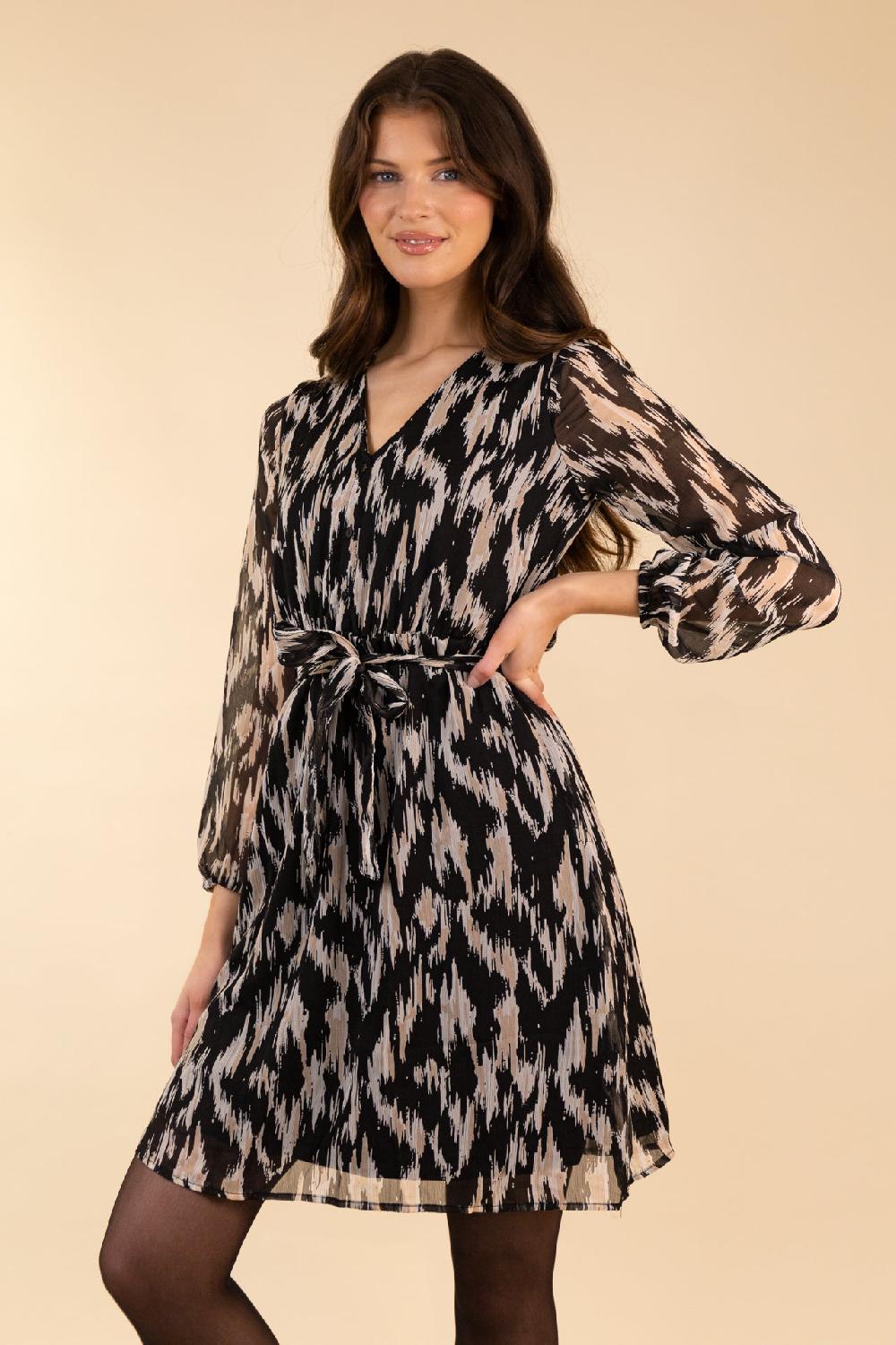 Born Cera Black Graphic Print Dress