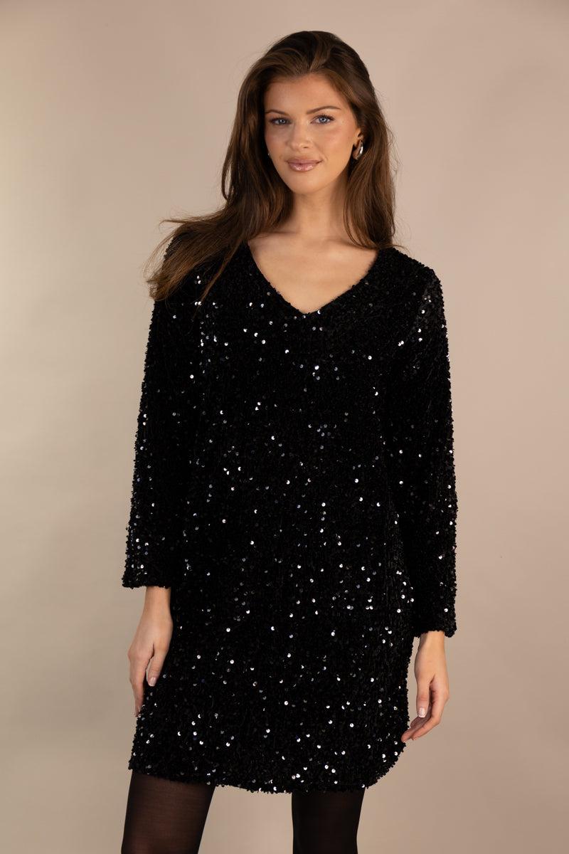 born Faith V-Neck Sequin Shift Dress