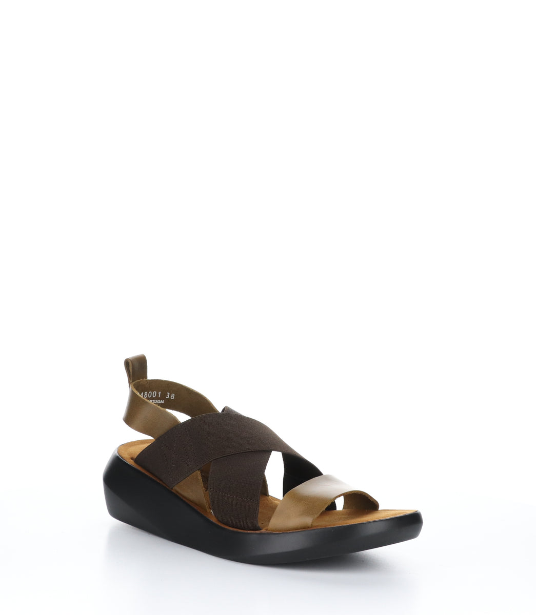 bos. & co. BAJI848FLY CAMEL Wedge Sandals
