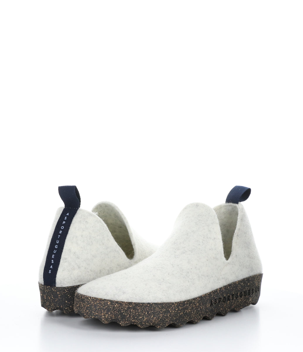 Bos. & Co. CITY WHITE Round Toe Shoes