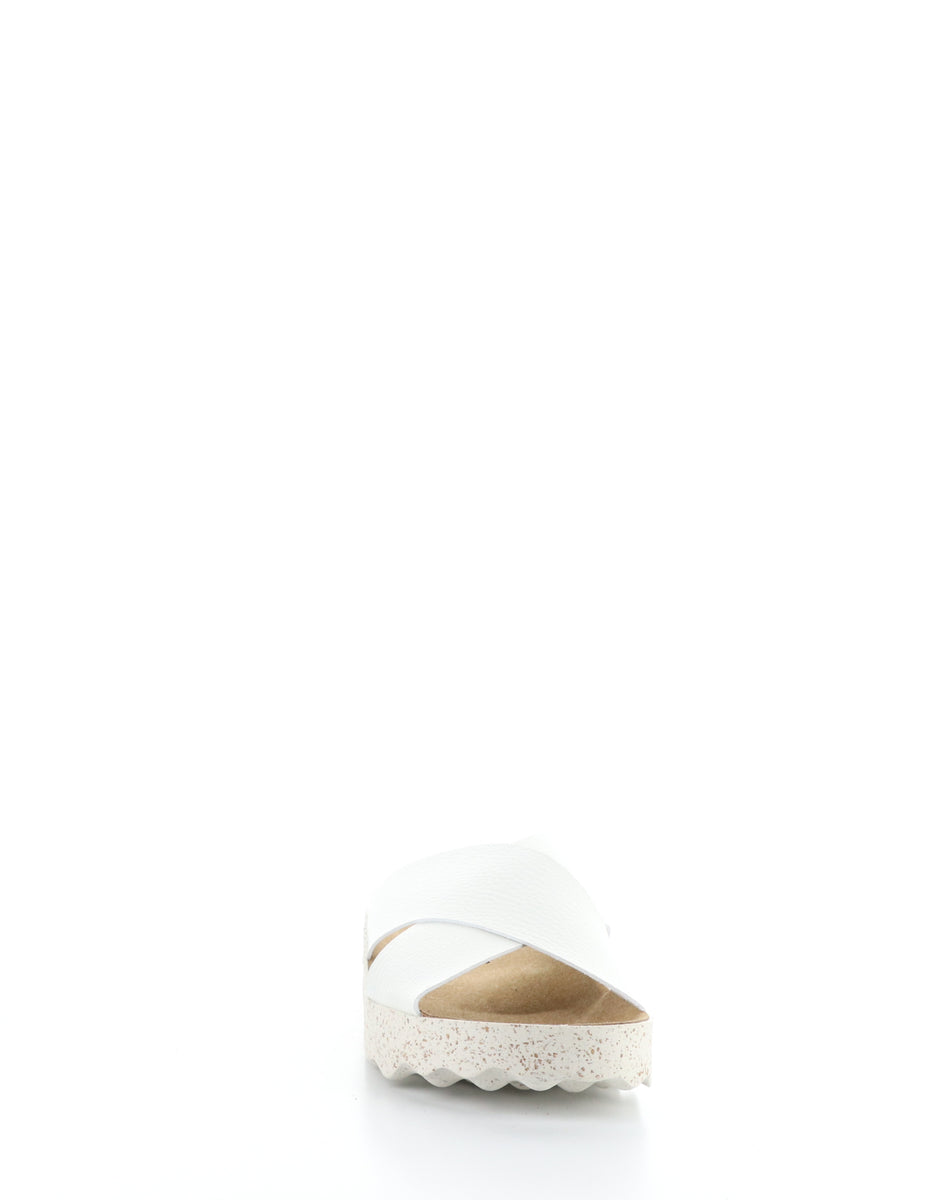 Bos. & Co. CROSS276ASP 001 WHITE Slip-on Sandals