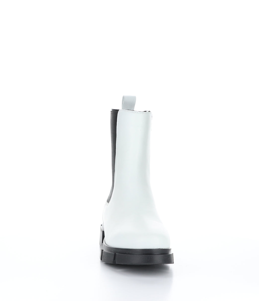 Bos. & Co. LOCK White/Black Zip Up Boots