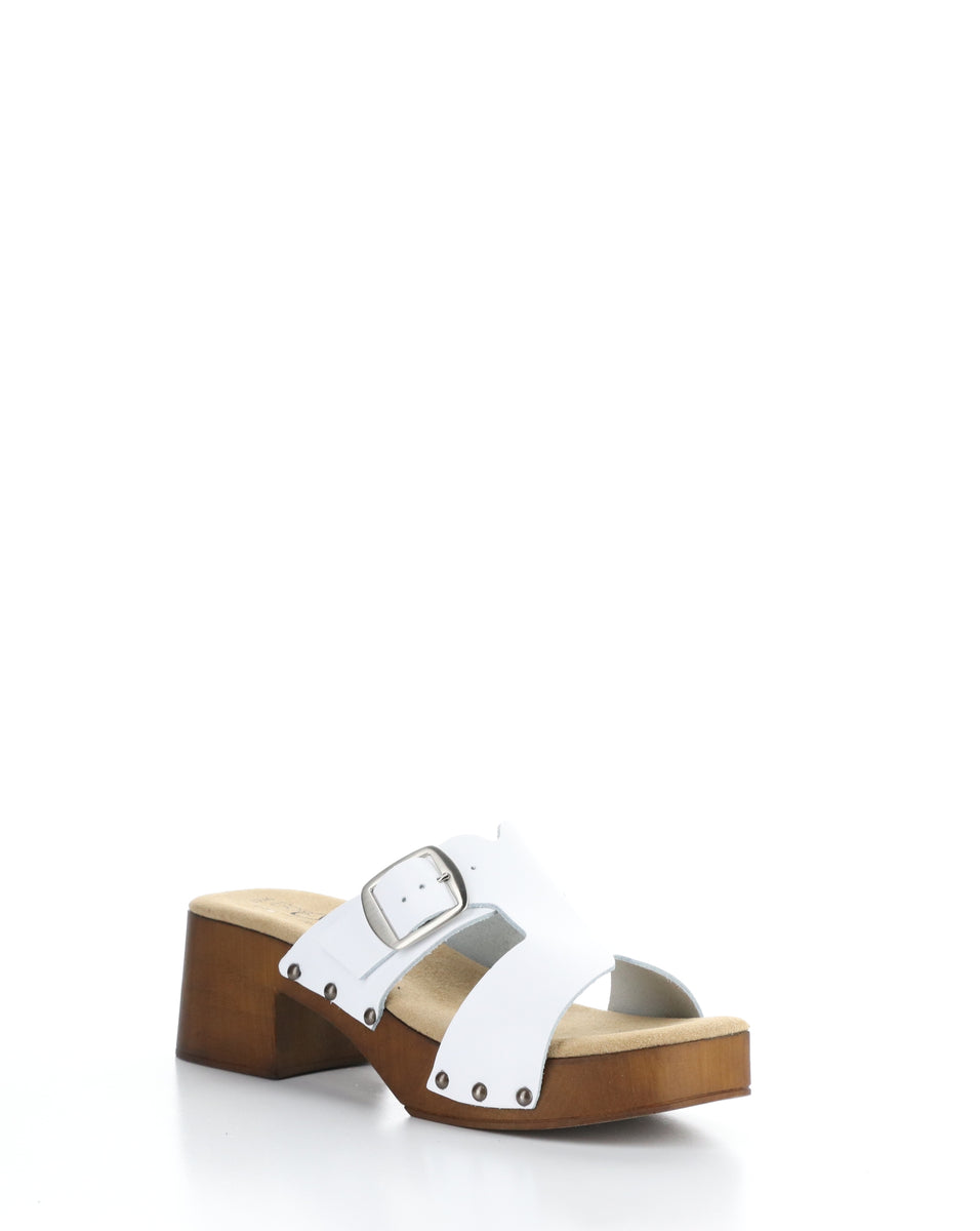 bos. & co. MARIS WHITE Slip-on Sandals