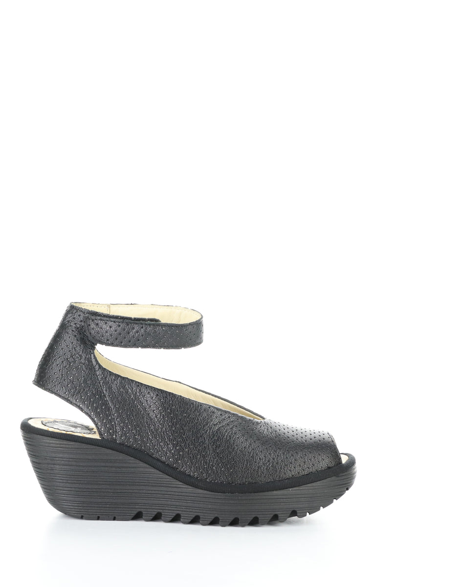 Bos. & Co. YALA376FLY PERF 055 BLACK Velcro Sandals