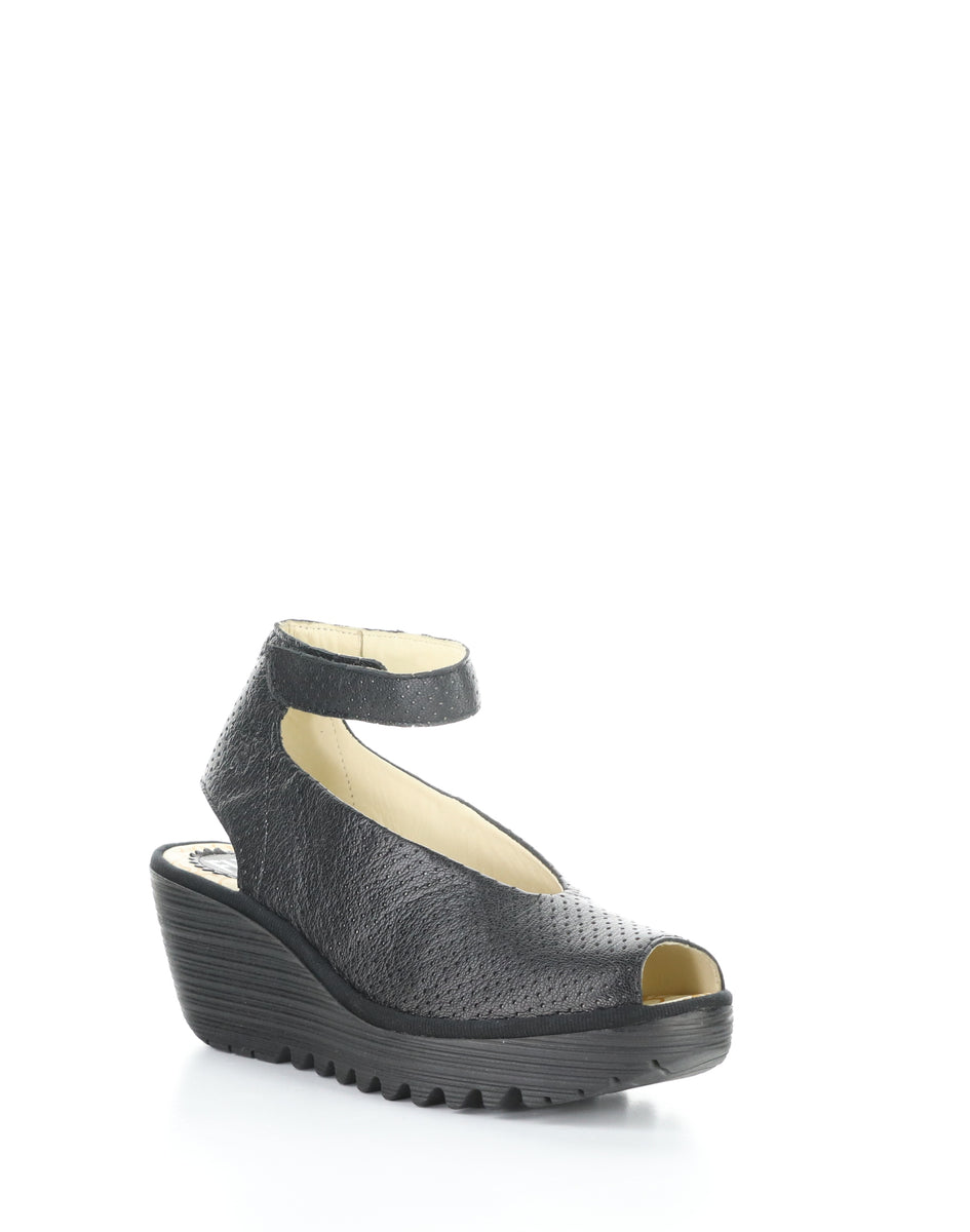 bos. & co. YALA376FLY PERF 055 BLACK Velcro Sandals