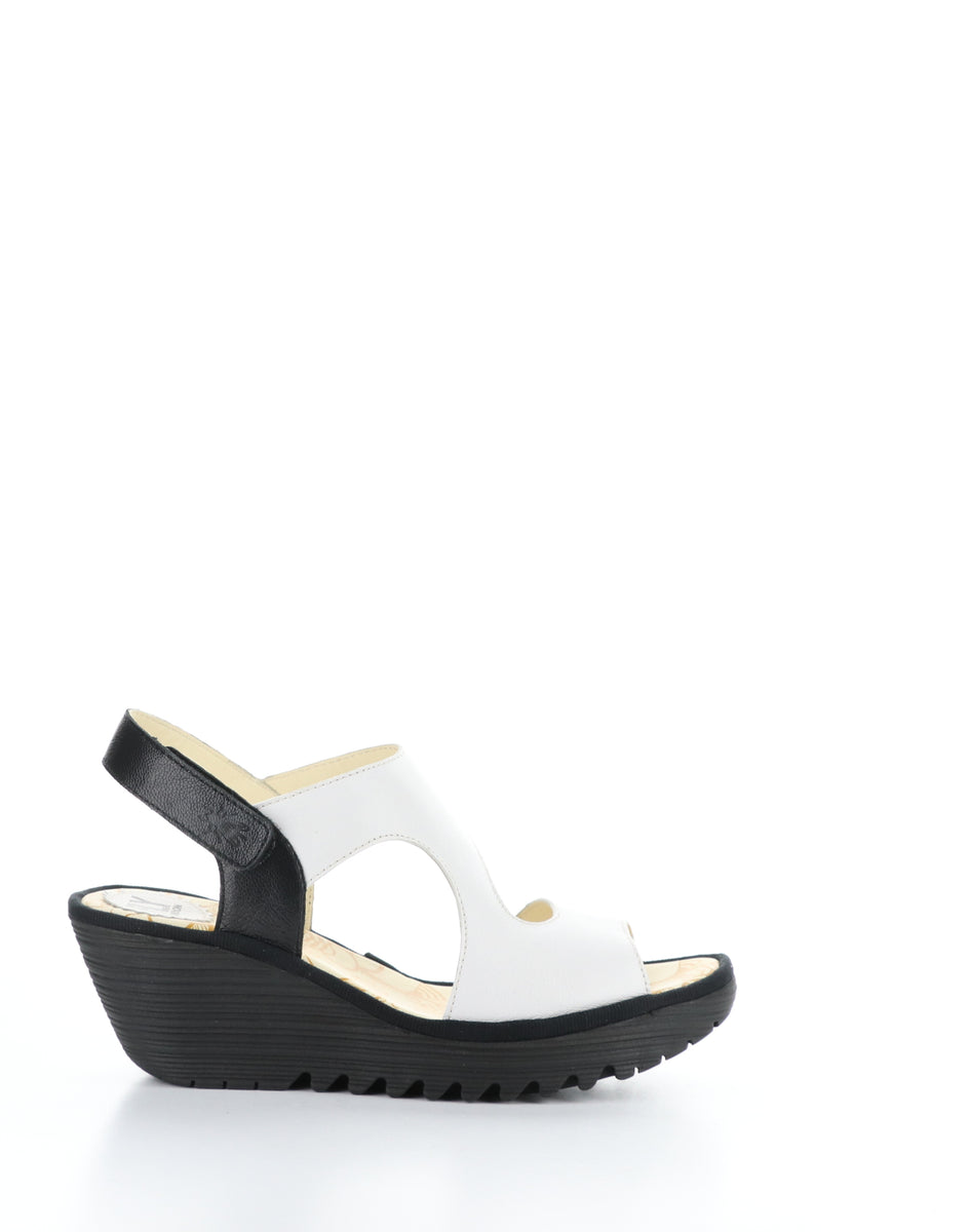 Bos. & Co. YOXA576FLY 002 WHITE/BLACK Velcro Sandals
